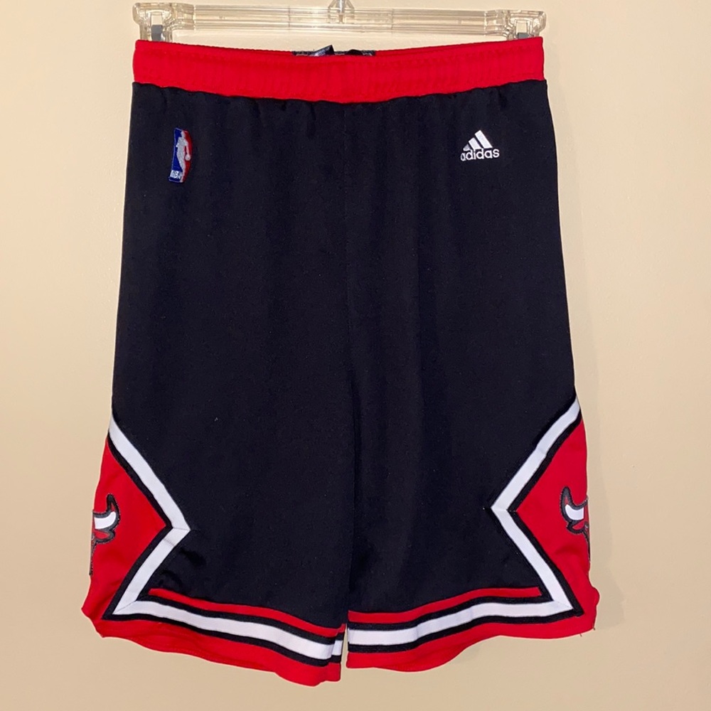 Chicago Bulls Adidas Black Basketball Shorts